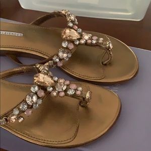 Sandals with rinestones